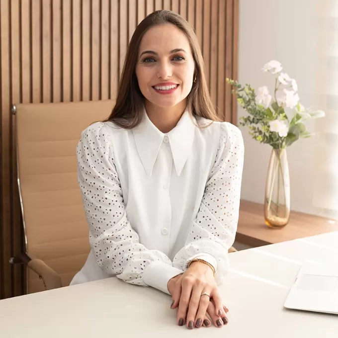 Dr Camila Castro - Sobre Mim
